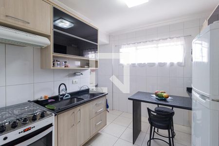 Apartamento à venda com 78m², 2 quartos e 2 vagas Apartamento à venda com 78m², 2 quartos e 2 vagasCozinha e área de serviço