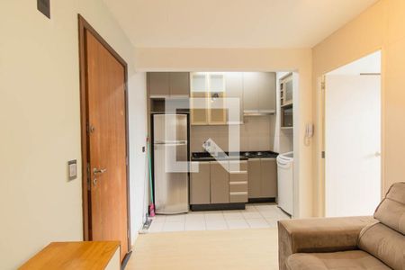 Sala/Cozinha de apartamento para alugar com 1 quarto, 28m² em Prado Velho, Curitiba