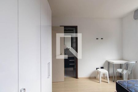 Quarto Suíte  de apartamento para alugar com 1 quarto, 28m² em Prado Velho, Curitiba