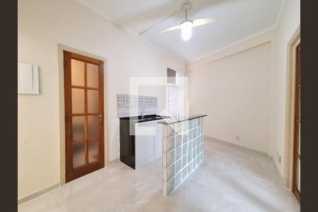 Sala/Cozinha de apartamento para alugar com 1 quarto, 42m² em Centro, Rio de Janeiro