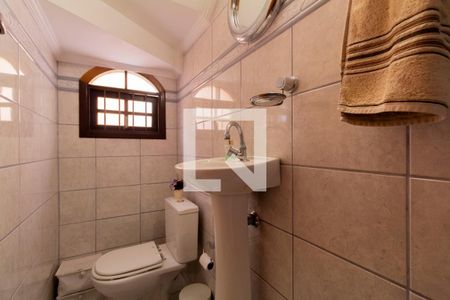 Lavabo de casa para alugar com 5 quartos, 200m² em Vila Ré, São Paulo