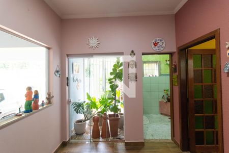 Hall de entrada de casa à venda com 6 quartos, 330m² em Loteamento Parque das Hortências (sousas), Campinas