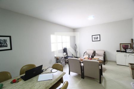 Sala de apartamento para alugar com 4 quartos, 160m² em Santa Mônica, Uberlândia