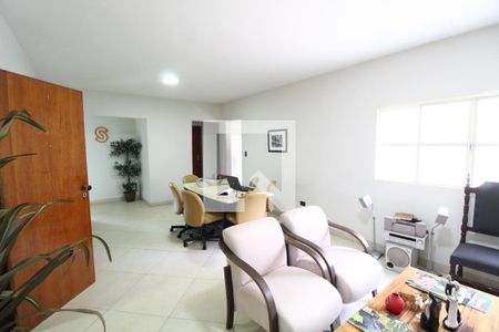 Sala de apartamento para alugar com 4 quartos, 160m² em Santa Mônica, Uberlândia