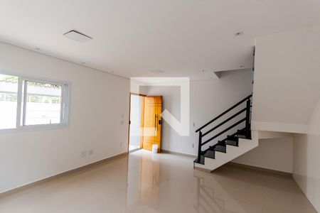 Sala/Cozinha de casa à venda com 2 quartos, 95m² em Utinga, Santo André