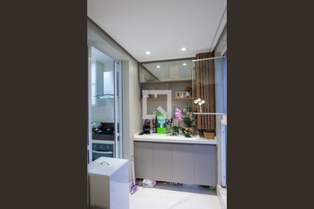 Apartamento à venda com 70m², 2 quartos e 1 vaga Apartamento à venda com 70m², 2 quartos e 1 vagavaranda