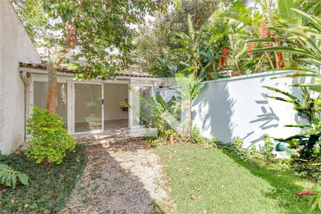 Casa à venda com 3 quartos, 235m² em Brooklin, São Paulo