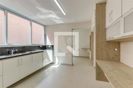 Casa à venda com 3 quartos, 235m² em Brooklin, São Paulo