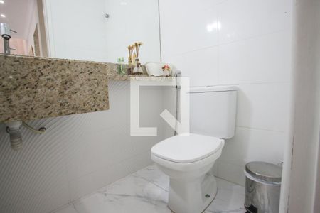 Casa à venda com 238m², 4 quartos e 3 vagas Casa à venda com 238m², 4 quartos e 3 vagasLavabo