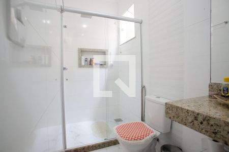 Casa à venda com 238m², 4 quartos e 3 vagas Casa à venda com 238m², 4 quartos e 3 vagasBanheiro da Suíte 3