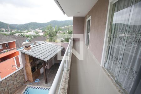 Casa à venda com 238m², 4 quartos e 3 vagas Casa à venda com 238m², 4 quartos e 3 vagasVaranda da Sala de TV