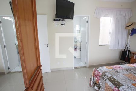 Casa à venda com 238m², 4 quartos e 3 vagas Casa à venda com 238m², 4 quartos e 3 vagasQuarto Suíte 2