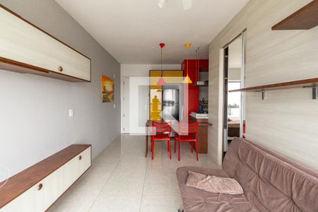 Sala de kitnet/studio para alugar com 1 quarto, 65m² em Centro Histórico, Porto Alegre