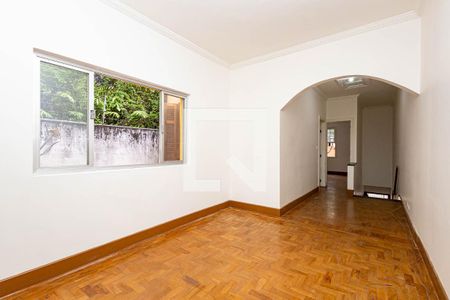 Sala de casa à venda com 3 quartos, 230m² em Bela Vista, São Paulo