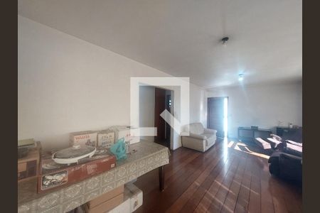 Sala de casa à venda com 3 quartos, 288m² em Vila Marari, São Paulo