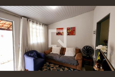 Sala de casa à venda com 5 quartos, 250m² em Jardim Tamoio, Jundiaí