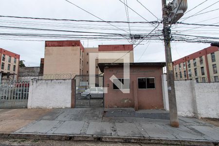 Apartamento para alugar com 42m², 2 quartos e 1 vaga Apartamento para alugar com 42m², 2 quartos e 1 vagaFachada