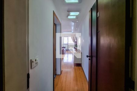 Entrada de apartamento à venda com 3 quartos, 74m² em Jardim da Gloria, São Paulo