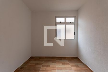 Quarto 2 de apartamento para alugar com 2 quartos, 56m² em Floramar, Belo Horizonte