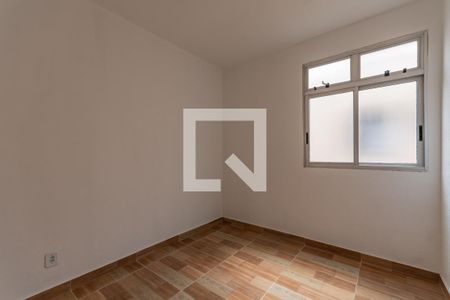 Quarto 2 de apartamento para alugar com 2 quartos, 56m² em Floramar, Belo Horizonte