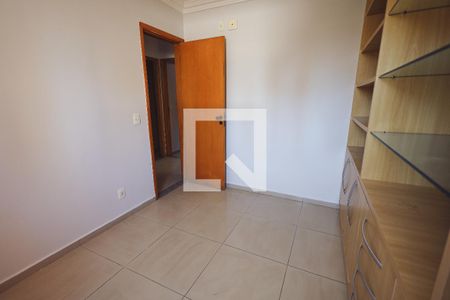 Quarto 1 / Escritório de apartamento para alugar com 4 quartos, 131m² em Setor Bueno, Goiânia