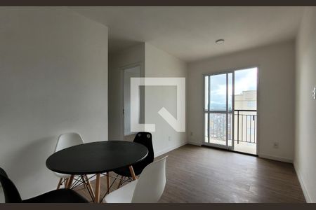 Sala de apartamento à venda com 2 quartos, 48m² em Parque João Ramalho, Santo André