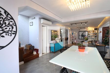 Sala de apartamento à venda com 3 quartos, 216m² em Vila Romana, São Paulo