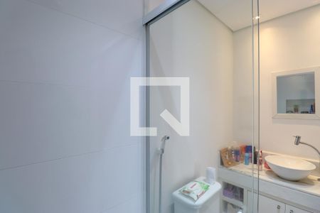 Banheiro da Suíte 1 de apartamento à venda com 3 quartos, 216m² em Vila Romana, São Paulo