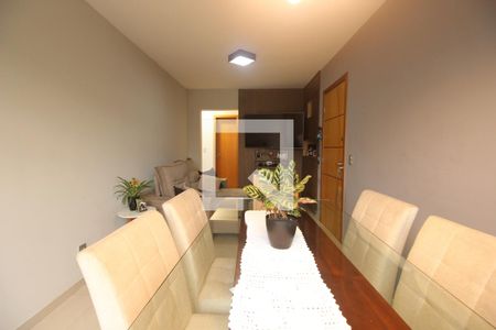 Sala de apartamento à venda com 3 quartos, 80m² em Calafate, Belo Horizonte