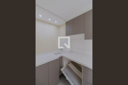 Cozinha e Área de Serviço de apartamento para alugar com 2 quartos, 38m² em Vila Carmosina, São Paulo