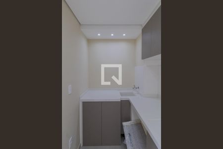 Cozinha e Área de Serviço de apartamento para alugar com 2 quartos, 38m² em Vila Carmosina, São Paulo