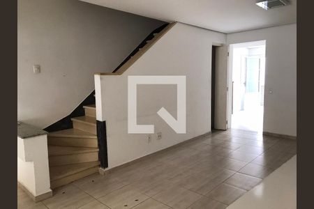 Sala - escada de casa à venda com 3 quartos, 90m² em Vila Gomes Cardim, São Paulo