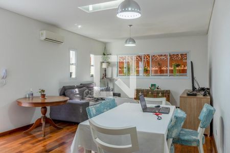 Casa à venda com 3 quartos, 120m² em Vila Prudente, São Paulo