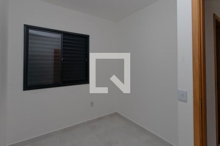 Quarto 1 de apartamento para alugar com 2 quartos, 38m² em Vila Germinal, São Paulo