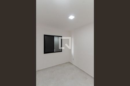 Quarto 1 de apartamento para alugar com 2 quartos, 38m² em Vila Germinal, São Paulo