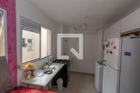 Cozinha e Área de Serviço de apartamento para alugar com 2 quartos, 30m² em Jardim Santa Esmeralda, Hortolândia