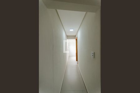 Corredor de casa para alugar com 1 quarto, 50m² em Jardim Mangalot, São Paulo