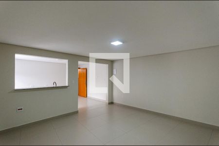 Sala de casa para alugar com 1 quarto, 50m² em Jardim Mangalot, São Paulo