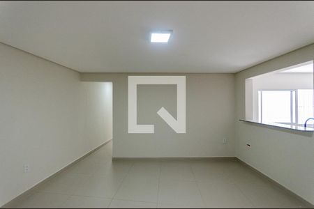 Sala de casa para alugar com 1 quarto, 50m² em Jardim Mangalot, São Paulo