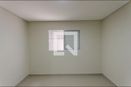 Quarto de casa para alugar com 1 quarto, 50m² em Jardim Mangalot, São Paulo