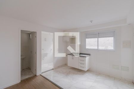 Sala e Cozinha de apartamento para alugar com 2 quartos, 42m² em Vila Ré, São Paulo