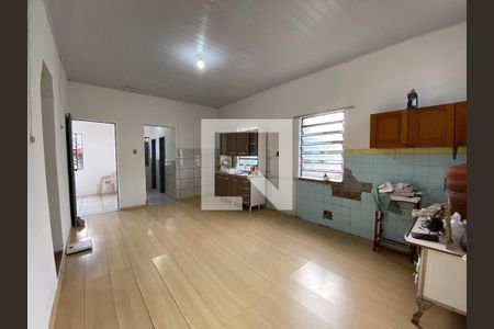 Casa para alugar com 250m², 4 quartos e 2 vagas Casa para alugar com 250m², 4 quartos e 2 vagasCozinha 2