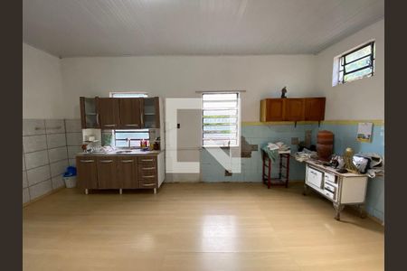 Casa para alugar com 250m², 4 quartos e 2 vagas Casa para alugar com 250m², 4 quartos e 2 vagasCozinha 2