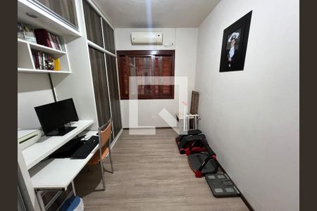Casa para alugar com 250m², 4 quartos e 2 vagas Casa para alugar com 250m², 4 quartos e 2 vagasQuarto 1