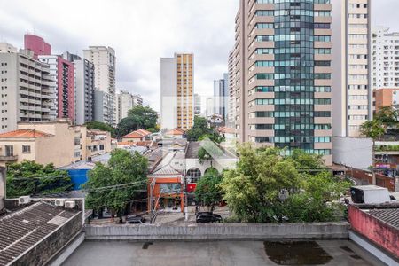 Sala - Vista de apartamento à venda com 3 quartos, 150m² em Pinheiros, São Paulo