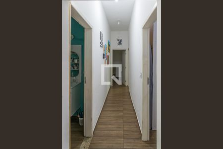 Corredor de casa à venda com 3 quartos, 120m² em Irajá, Rio de Janeiro