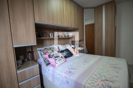 Quarto 1 de apartamento à venda com 2 quartos, 52m² em Vila Eldizia, Santo André