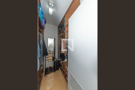 Apartamento para alugar com 168m², 4 quartos e 2 vagas Apartamento para alugar com 168m², 4 quartos e 2 vagasSuíte - Closet