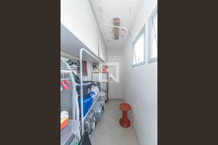Apartamento para alugar com 168m², 4 quartos e 2 vagas Apartamento para alugar com 168m², 4 quartos e 2 vagasÁrea de Serviço