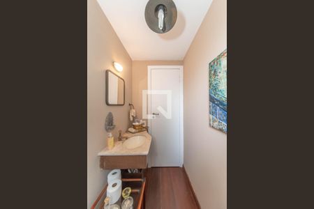 Apartamento para alugar com 168m², 4 quartos e 2 vagas Apartamento para alugar com 168m², 4 quartos e 2 vagasLavabo